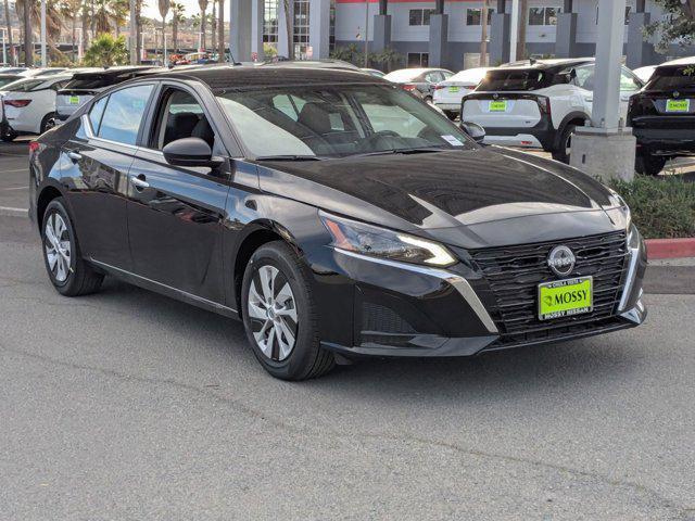 Photo of 2025 Super Black Nissan Altima