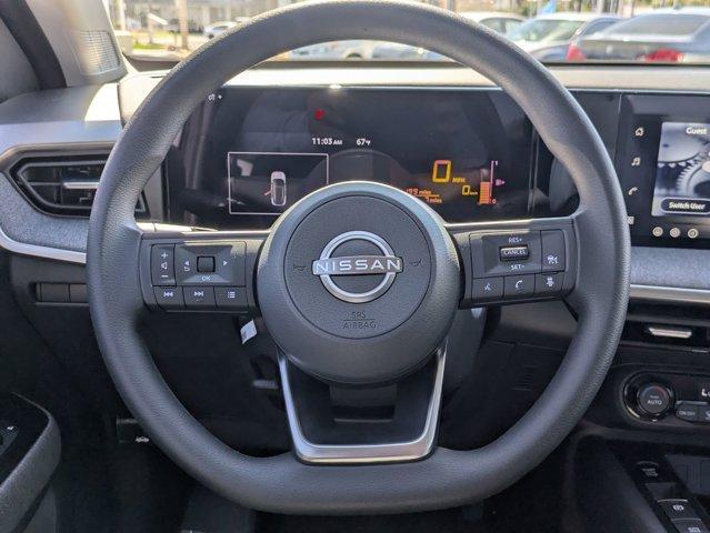 Photo of 2026 Gun Metallic Nissan Kicks