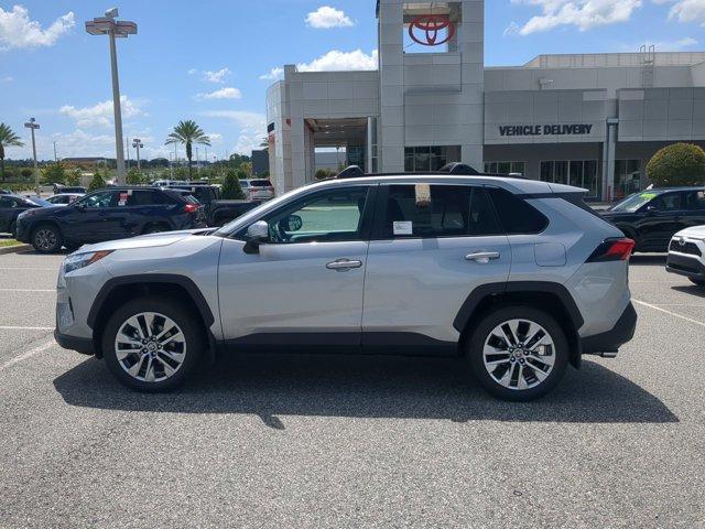 Photo of 2025 Silver Sky Metallic Toyota RAV4
