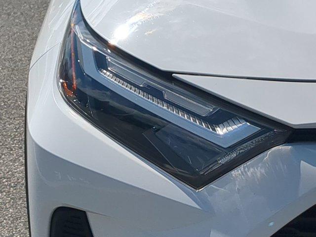 Photo of 2022 White Toyota RAV4