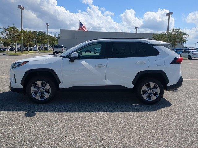Photo of 2022 White Toyota RAV4