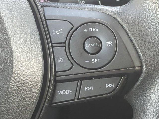Photo of 2022 White Toyota RAV4