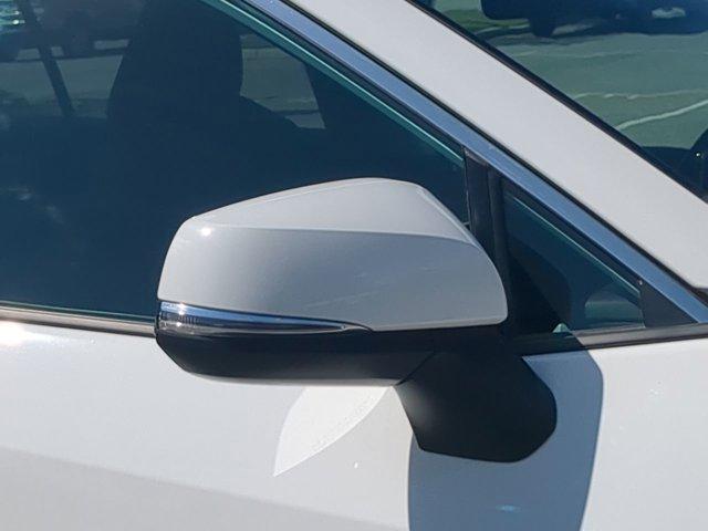 Photo of 2022 White Toyota RAV4