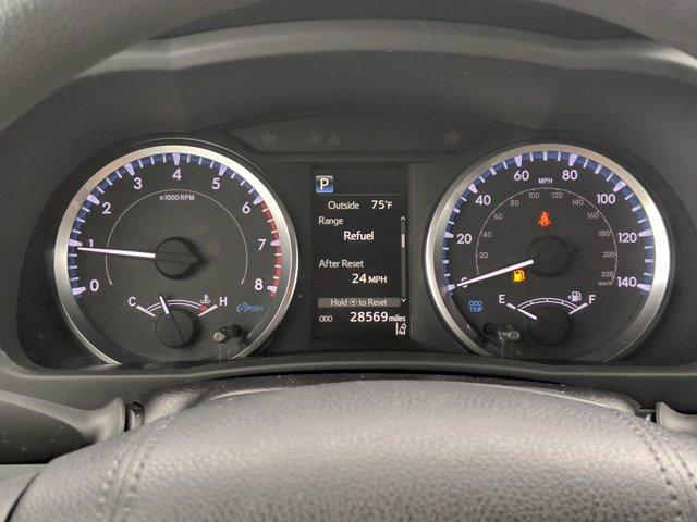 Photo of 2019 White Toyota Highlander
