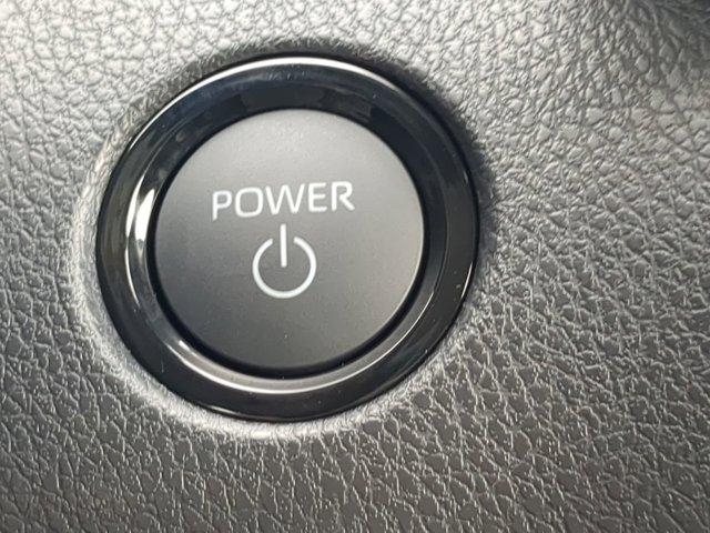 Photo of 2025 Wind Chill Prl Toyota Camry