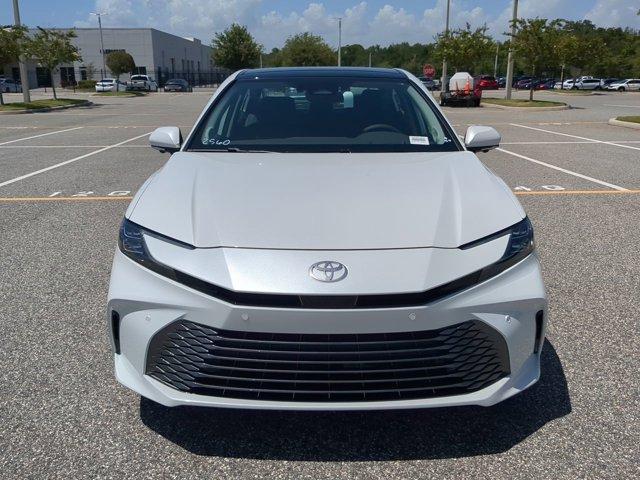 Photo of 2025 Wind Chill Prl Toyota Camry