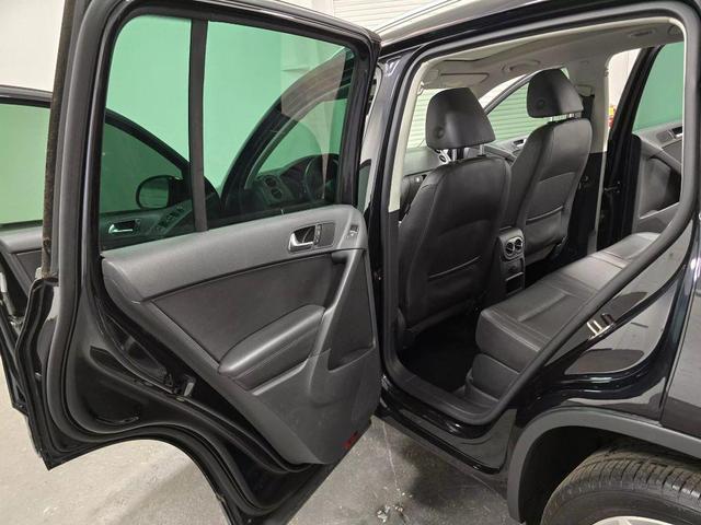 Photo of 2016 Deep Black Pearl Volkswagen Tiguan