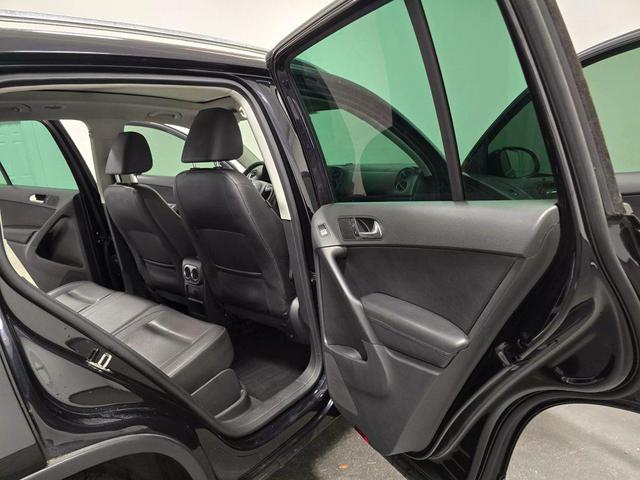 Photo of 2016 Deep Black Pearl Volkswagen Tiguan