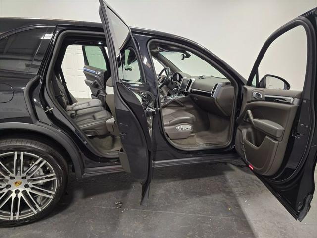 Photo of 2018  Porsche Cayenne