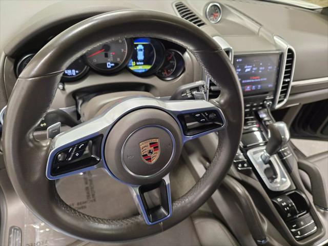 Photo of 2018  Porsche Cayenne