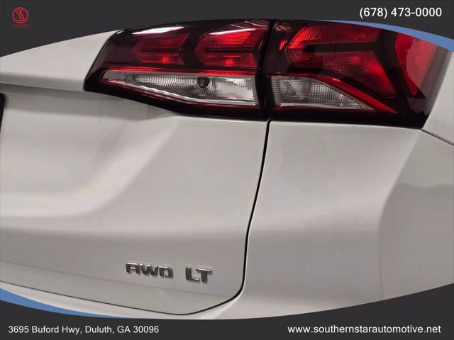 Photo of 2023 Summit White Chevrolet Equinox