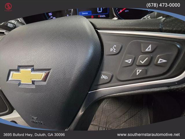 Photo of 2023 Summit White Chevrolet Equinox