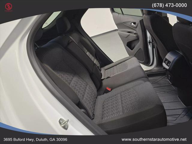 Photo of 2023 Summit White Chevrolet Equinox