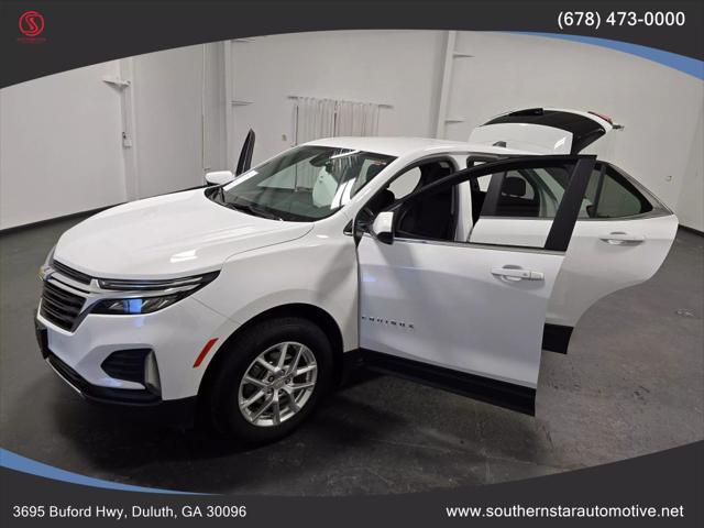 Photo of 2023 Summit White Chevrolet Equinox