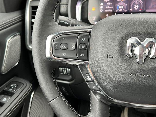 Photo of 2025 Billet Silver Metallic Clearcoat RAM 1500