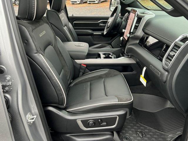 Photo of 2025 Billet Silver Metallic Clearcoat RAM 1500