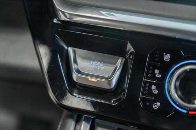 Photo of 2024 White Frost Tricoat GMC Sierra 1500