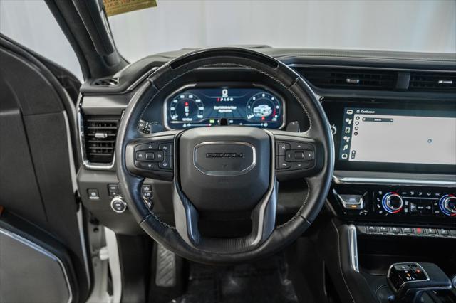 Photo of 2024 White Frost Tricoat GMC Sierra 1500