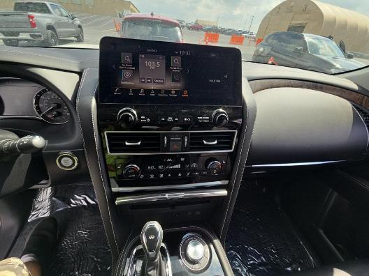 Photo of 2023 Moonstone White INFINITI QX80