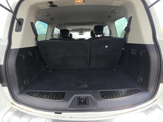 Photo of 2023 Moonstone White INFINITI QX80