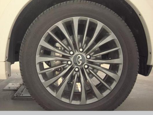 Photo of 2023 Moonstone White INFINITI QX80