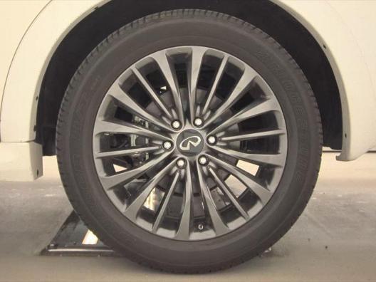 Photo of 2023 Moonstone White INFINITI QX80