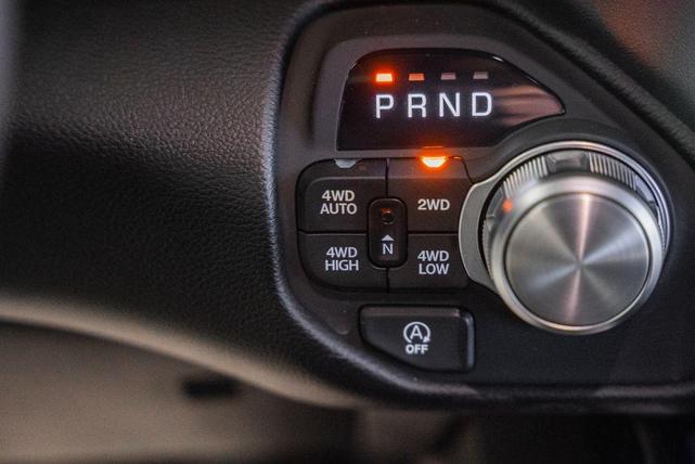 Photo of 2026 Diamond Black Crystal Pearlcoat RAM 1500