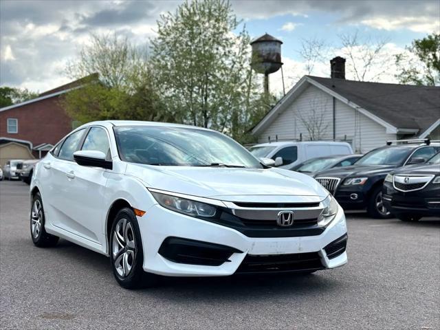 Photo of 2016 Taffeta White Honda Civic