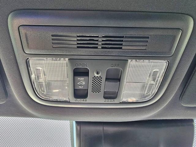 Photo of 2019 Gray Honda Civic