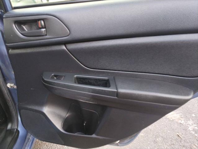 Photo of 2014 Quartz Blue Pearl Subaru Impreza
