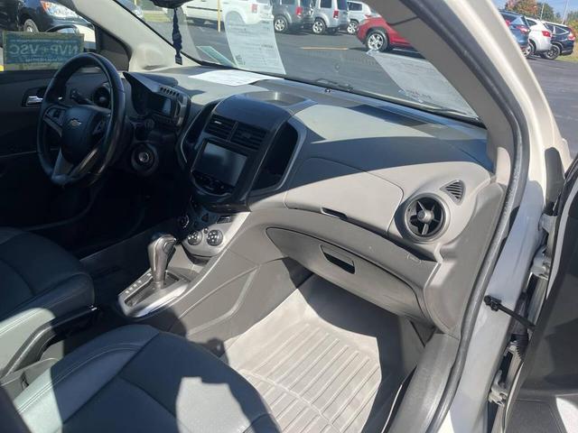 Photo of 2015 White Chevrolet Sonic