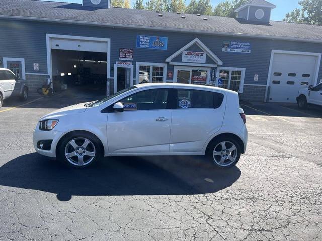 Photo of 2015 White Chevrolet Sonic