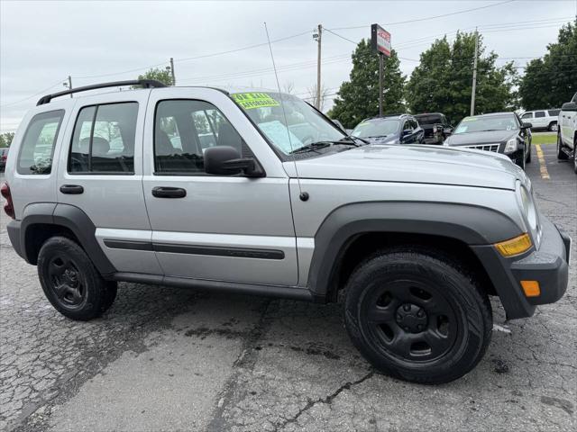 Photo of 2007 Bright Silver Metallic Clearcoat Jeep Liberty