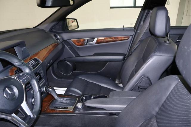 Photo of 2014 Black Mercedes-Benz C-Class