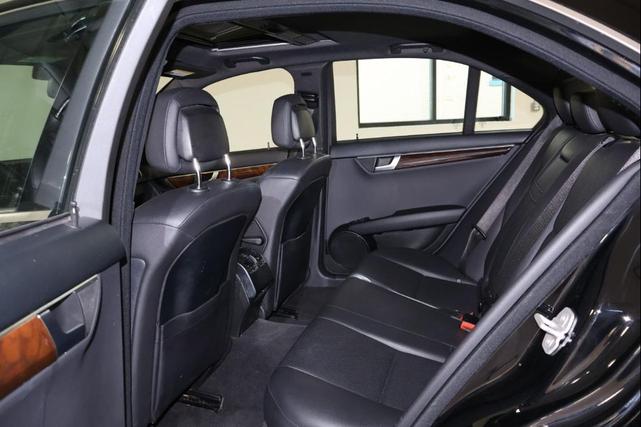 Photo of 2014 Black Mercedes-Benz C-Class