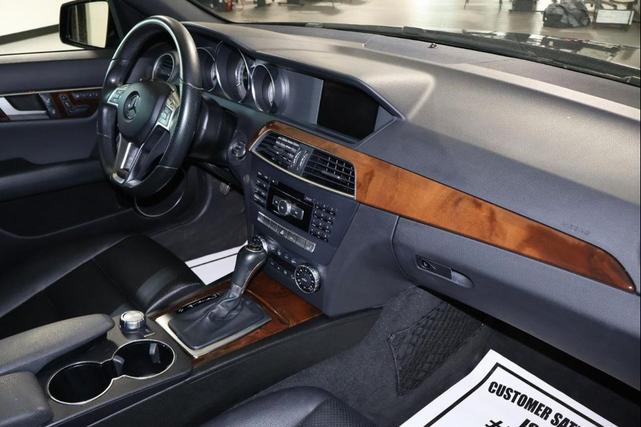 Photo of 2014 Black Mercedes-Benz C-Class