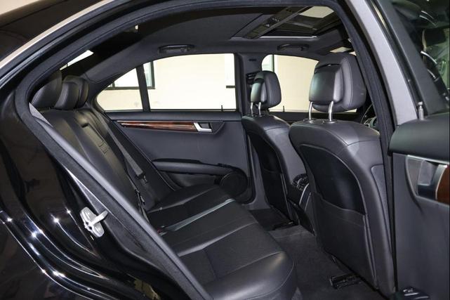 Photo of 2014 Black Mercedes-Benz C-Class