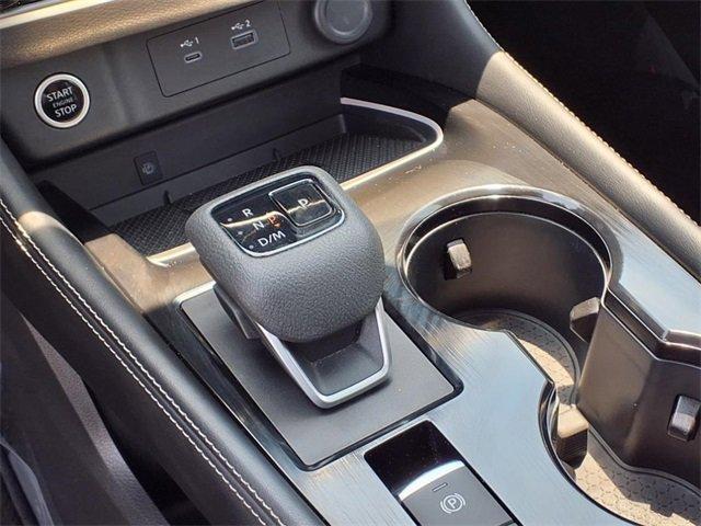 Photo of 2023 Black Nissan Rogue