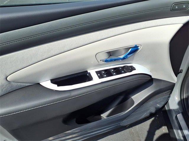 Photo of 2025 Hampton Gray Hyundai TUCSON