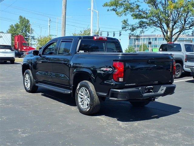 Photo of 2024 Black Chevrolet Colorado