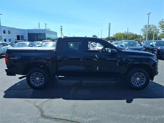 Photo of 2024 Black Chevrolet Colorado