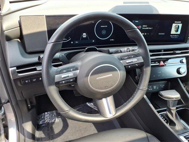 Photo of 2025 Shimmering Silver Hyundai TUCSON