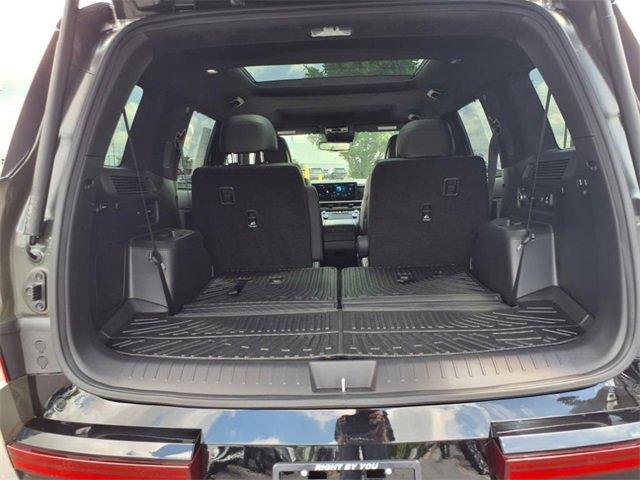 Photo of 2025 Green Hyundai SANTA FE