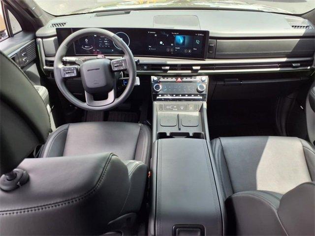 Photo of 2025 Green Hyundai SANTA FE