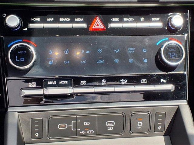 Photo of 2025 Green Hyundai SANTA FE