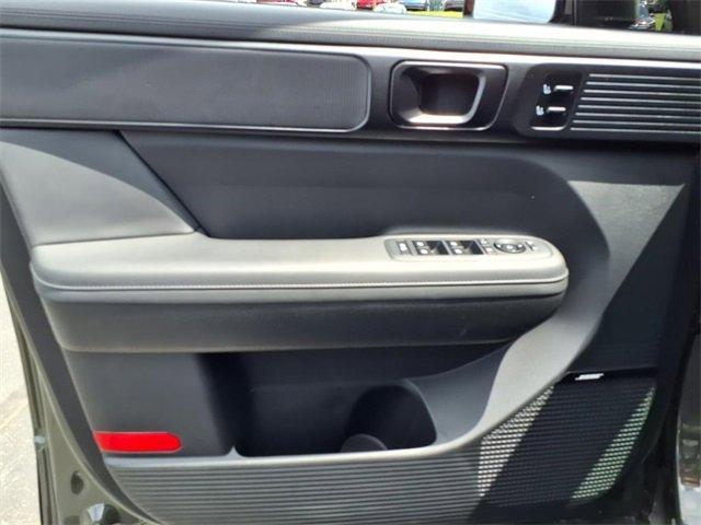 Photo of 2025 Green Hyundai SANTA FE
