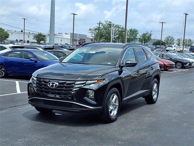 Photo of 2024 Black Pearl Hyundai TUCSON