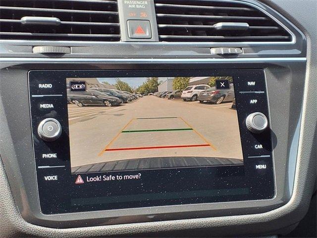 Photo of 2023 Platinum Gray Metallic Volkswagen Tiguan