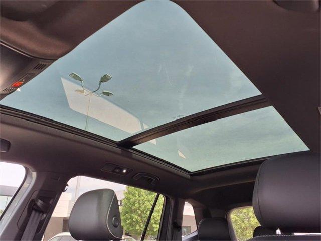 Photo of 2023 Platinum Gray Metallic Volkswagen Tiguan