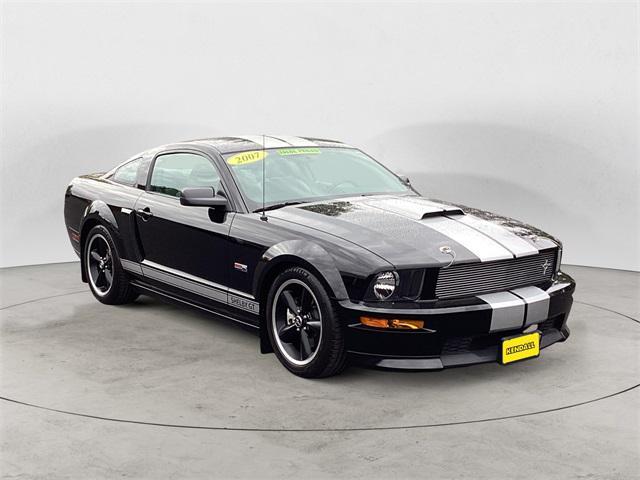 Photo of 2007 Black Clearcoat Ford Mustang